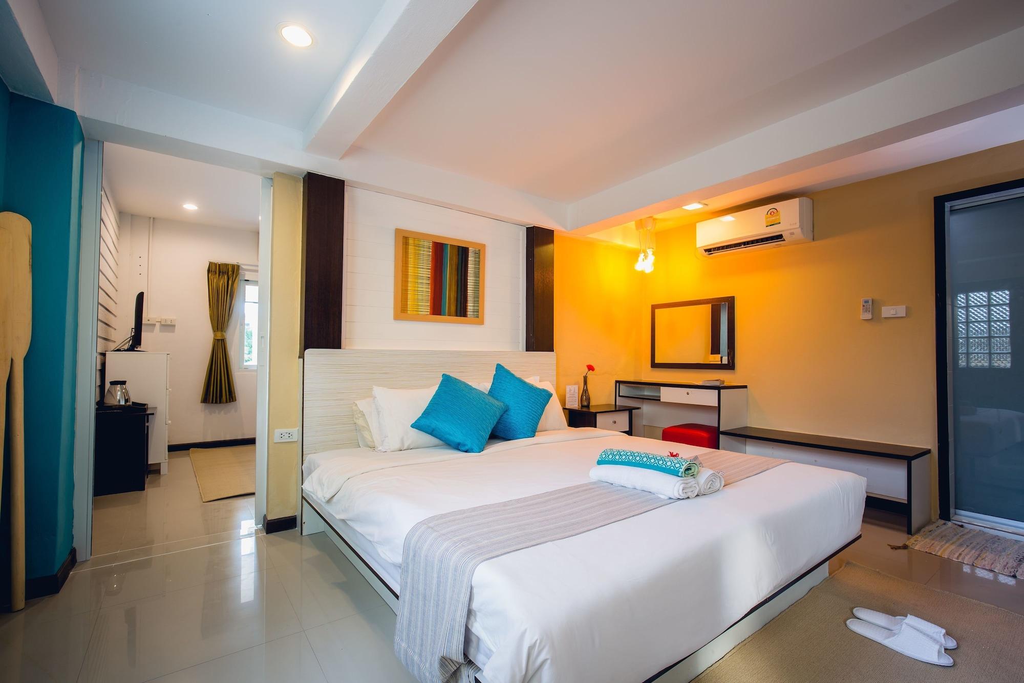 Hotel Anchor Boutique House Patong Esterno foto